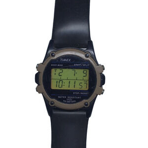 Timex Men's Watch Water Resistant 100 Meters Runs